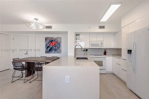 90 Alton Rd 2410, Miami Beach FL - photo 8 of 26