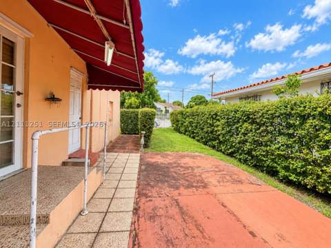 201 NW 61st Ave, Miami FL - photo 22 of 23