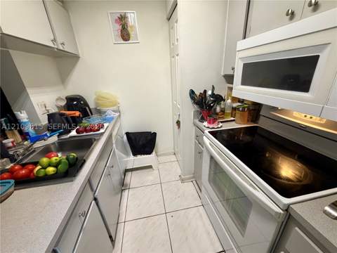 9714 Hammocks Blvd 201-29, Miami FL - photo 14 of 25