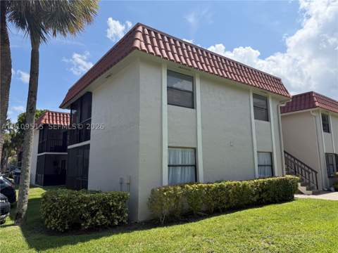 9714 Hammocks Blvd 201-29, Miami FL - photo 19 of 25