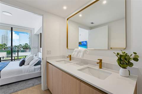 90 NE 32nd St 810, Miami FL - photo 10 of 24
