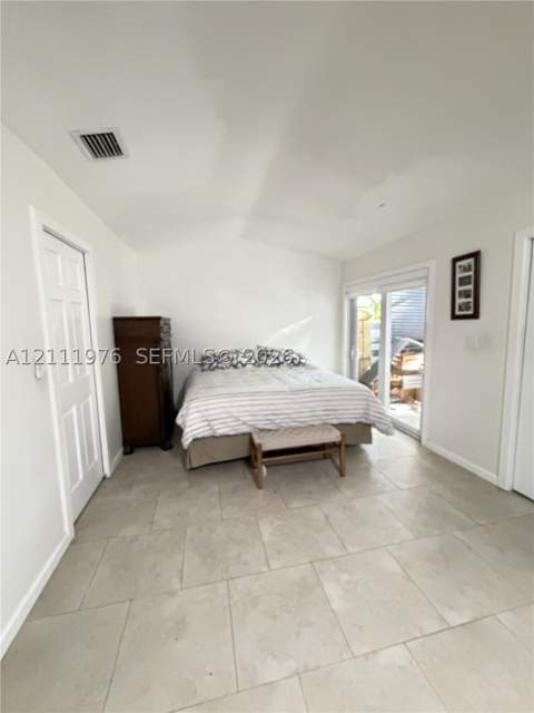 14505 SW 143rd Pl, Miami FL - photo 10 of 26