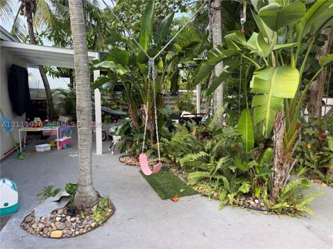 14505 SW 143rd Pl, Miami FL - photo 16 of 26