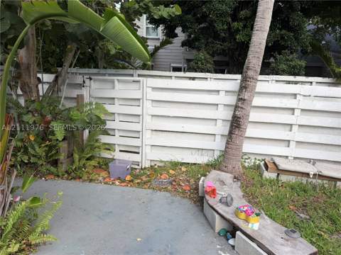 14505 SW 143rd Pl, Miami FL - photo 17 of 26