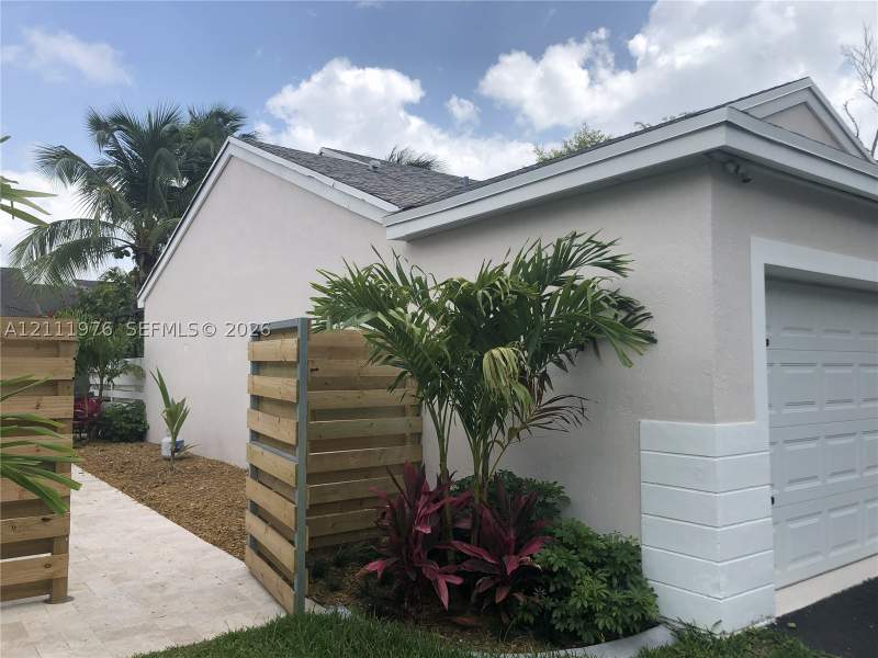 3 bedroom SingleFamilyResidence at 14505 SW 143rd Pl, Country Walk West Sec 1, Miami — photo 3