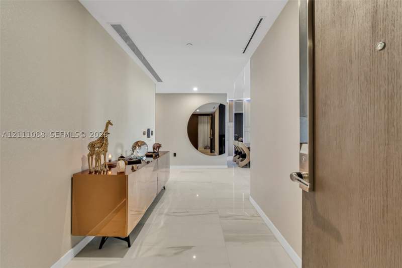 3 bedroom Condominium at 300 Biscayne Boulevard Way 3103C, Dupont Plaza, Miami — photo 5