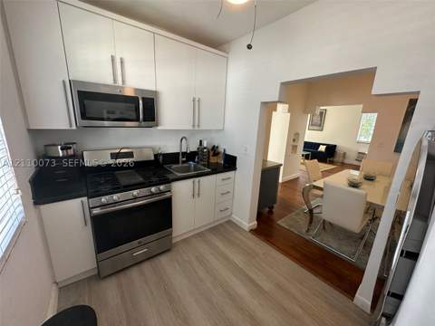 1309 Euclid Ave 8, Miami Beach FL - photo 7 of 13