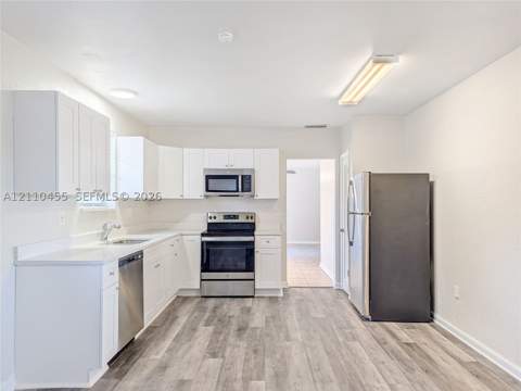 10441 SW 163rd St, Miami FL - photo 11 of 27