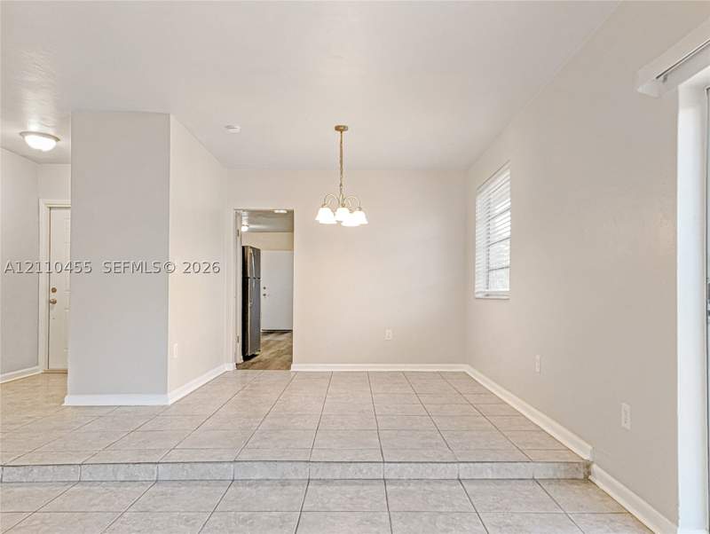 3 bedroom SingleFamilyResidence at 10441 SW 163rd St, Fairway Plaza, Miami — photo 5