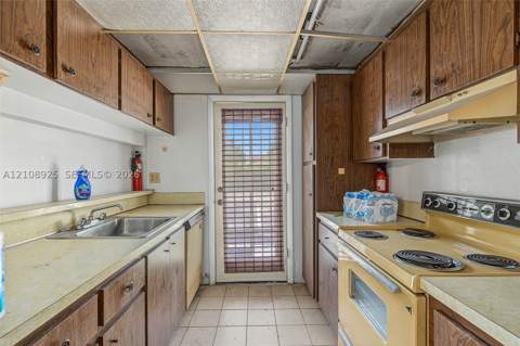 10840 N Kendall Dr W1, Miami FL - photo 6 of 27