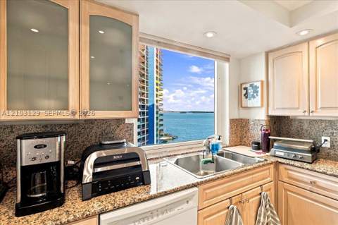 1627 Brickell Ave 2005, Miami FL - photo 18 of 44