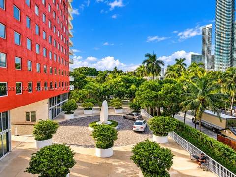 1627 Brickell Ave 2005, Miami FL - photo 21 of 44