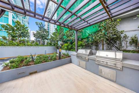 77 SE 5th St 311, Miami FL - photo 19 of 24