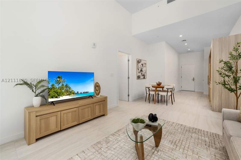 1 bedroom Condominium at 77 SE 5th St 311, Brickell Point, Miami — photo 4