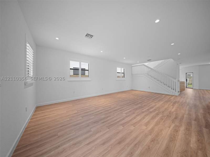 5 bedroom SingleFamilyResidence at 13362 SW 284 Terr, Pine Isle, Homestead — photo 5