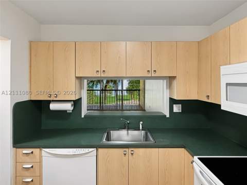 10845 SW 112th Ave 312, Miami FL - photo 16 of 34