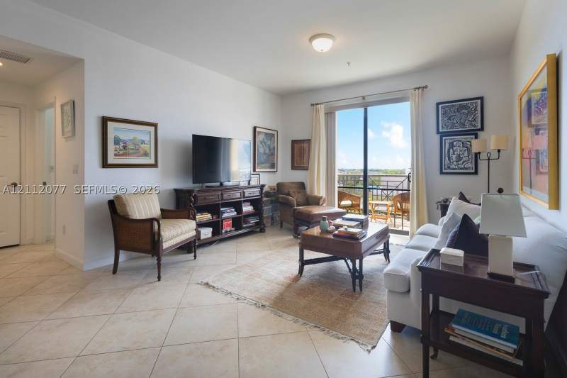 2 bedroom Condominium at 8390 SW 72nd Ave 508, Colonnade At Dadeland SE, Miami — photo 3