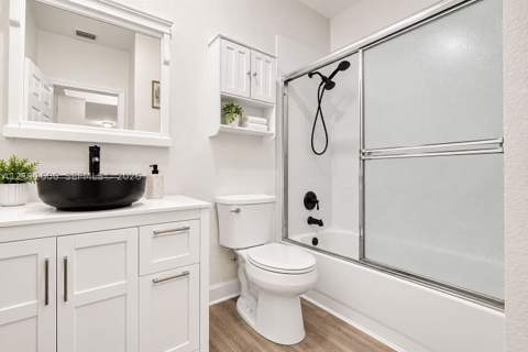 8505 SW 165th Pl, Miami FL - photo 10 of 19