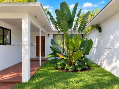 4322 Alton Rd, Miami Beach FL - photo 19 of 23