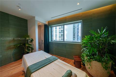 1400 Biscayne Boulevard #Ph5202, Miami FL - photo 21 of 35