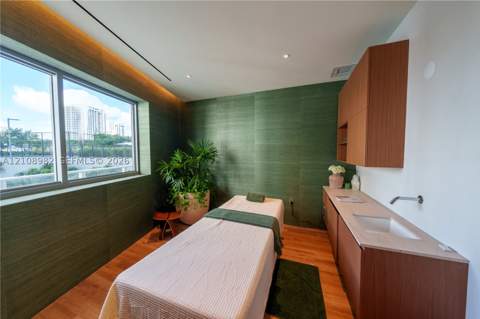 1400 Biscayne Boulevard #Ph5202, Miami FL - photo 22 of 35