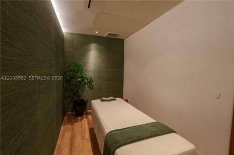1400 Biscayne Boulevard #Ph5202, Miami FL - photo 23 of 35