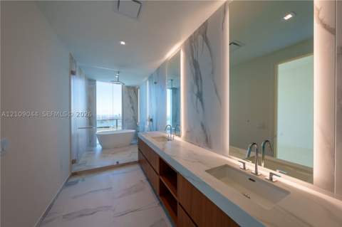1400 Biscayne Boulevard 5003, Miami FL - photo 12 of 38