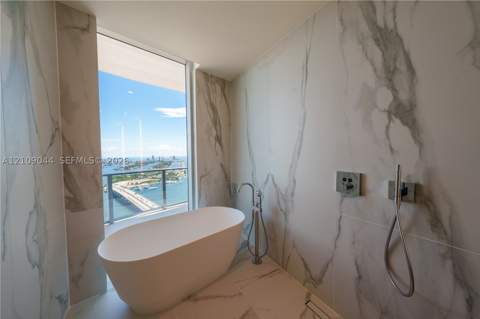 1400 Biscayne Boulevard 5003, Miami FL - photo 15 of 38