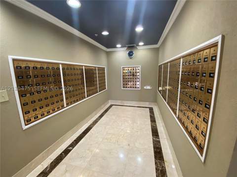 400 Kings Point Dr 601, Sunny Isles Beach FL - photo 14 of 17