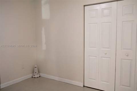 5651 W 20th Ct, Hialeah FL - photo 8 of 16