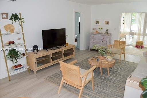 2 bedroom Condominium at 201 Galen Dr 110, Key Biscayne Vi Condo, Key Biscayne — photo 4