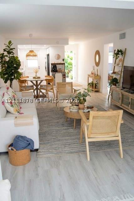201 Galen Dr 110, Key Biscayne FL - photo 6 of 14