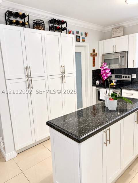 419 Sevilla Ave, Coral Gables FL - photo 11 of 22
