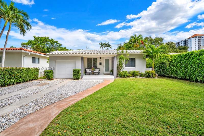 3 bedroom SingleFamilyResidence at 419 Sevilla Ave, Coral Gables Biltmore Sec, Coral Gables — photo 3