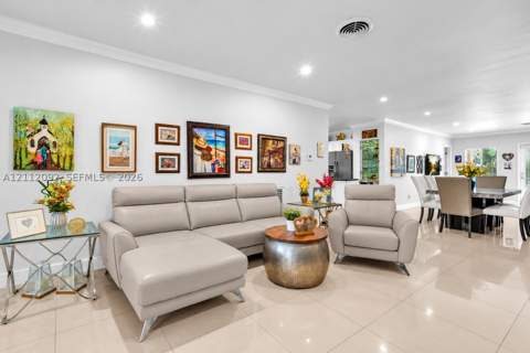 419 Sevilla Ave, Coral Gables FL - photo 6 of 22