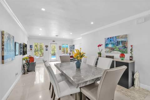 419 Sevilla Ave, Coral Gables FL - photo 7 of 22
