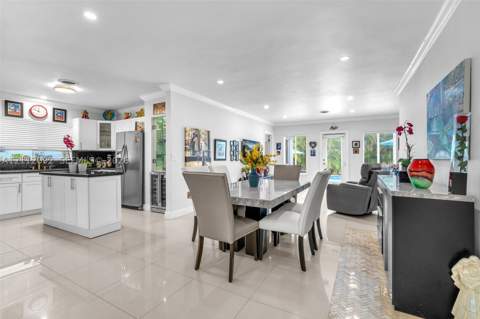 419 Sevilla Ave, Coral Gables FL - photo 8 of 22
