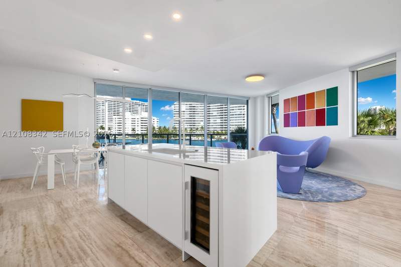 3 bedroom Condominium at 1470 16th St 301, Capri South Beach Condo, Miami Beach — photo 4