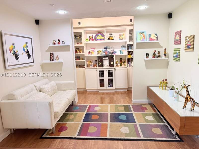 3 bedroom SingleFamilyResidence at 10730 NW 66th St, Captiva Condo A, Doral — photo 3
