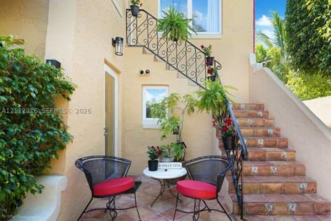 4500 Sheridan Ave, Miami Beach FL - photo 16 of 51