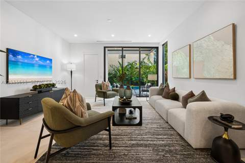 3030 Shipping Ave, Miami FL - photo 10 of 30