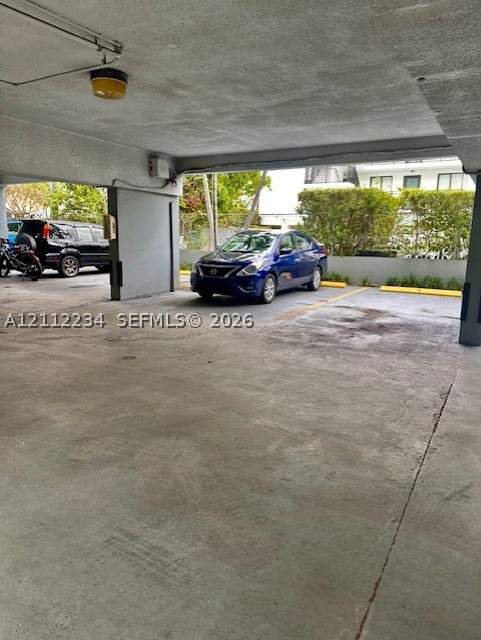 2 bedroom Condominium at 820 Salzedo St 305, Barcelona Court Condo, Coral Gables — photo 3