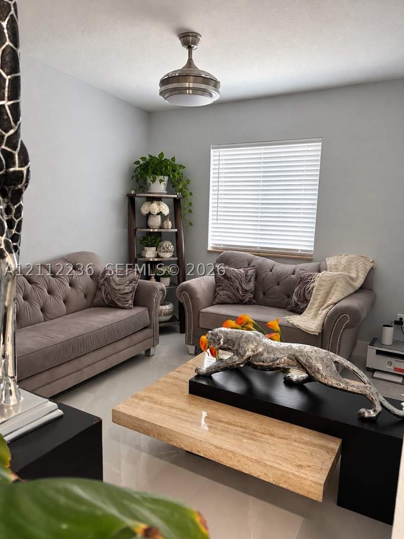 4 bedroom Condominium at 13946 SW 276th St 0, Mandarin Lakes, Homestead — photo 5