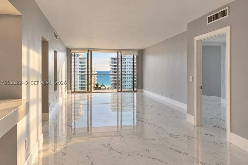 2 bedroom Condominium at 5600 Collins Ave 14W, 5600 Condo, Miami Beach — photo 3