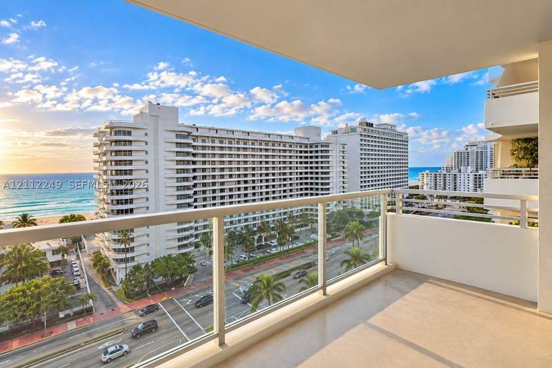 2 bedroom Condominium at 5600 Collins Ave 14W, 5600 Condo, Miami Beach — photo 5