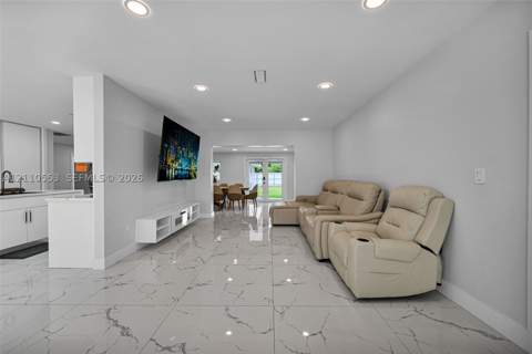 16611 SW 108th Ct, Miami FL - photo 8 of 75