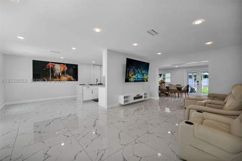 16611 SW 108th Ct, Miami FL - photo 9 of 75