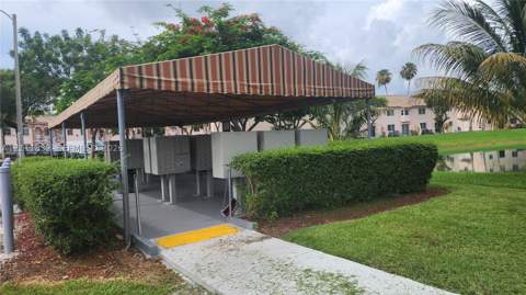 1250 SE 28th Ct 102, Homestead FL - photo 22 of 30