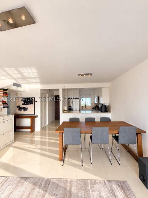 1700 NW N River Dr 1004, Miami FL - photo 9 of 20