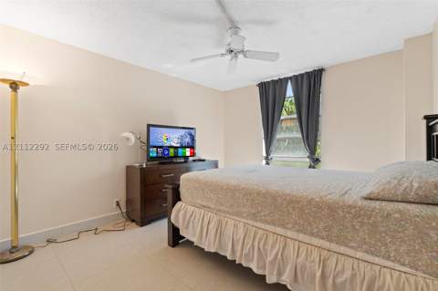 3401 N Country Club Dr 311, Aventura FL - photo 18 of 30